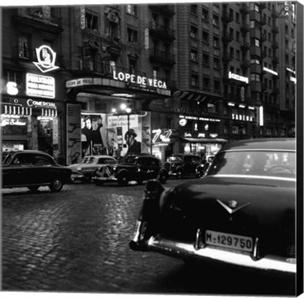 Framed Cine en la Gran Via Print