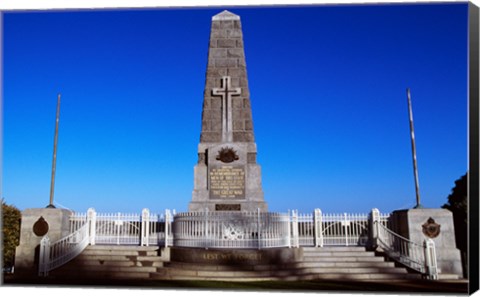 Framed Low angle view of an obelisk, King&#39;s Park, Perth, Australia Print