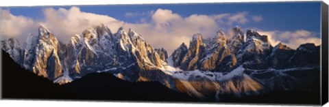 Framed Snowcapped mountain peaks, Dolomites, Italy Print