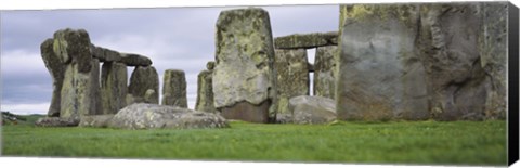 Framed Rock formations of Stonehenge, Wiltshire, England Print