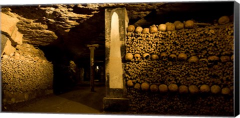 Framed Stacked bones in catacombs, Paris, Ile-de-France, France Print