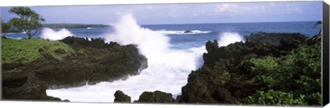 Framed Waves breaking at the coast, Hana Coast, Black Sand Beach, Hana Highway, Waianapanapa State Park, Maui, Hawaii, USA Print