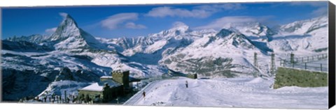 Framed Group of people skiing near a mountain, Matterhorn, Switzerland Print