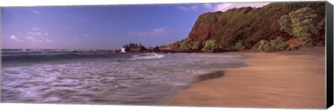 Framed Cliff on the beach, Hamoa Beach, Hana, Maui, Hawaii, USA Print