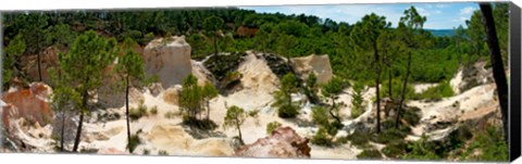 Framed High angle view of eroded red cliffs, Roussillon, Vaucluse, Provence-Alpes-Cote d&#39;Azur, France Print