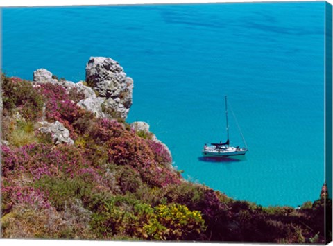 Framed Boat moored at Saint-Hernot, Crozon Peninsula, Baie De Douarnenez, Finistere, Brittany, France Print