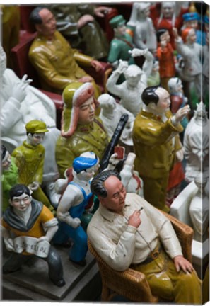 Framed Antique store display of Chairman Mao&#39;s communist era souvenir statues, Hollywood Road, Central District, Hong Kong Print