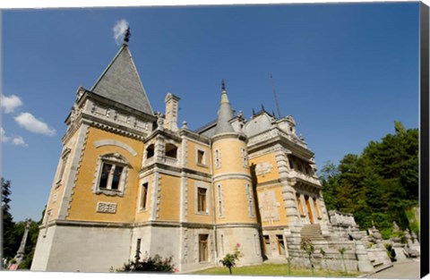 Framed Massandra Palace, Yalta, Ukraine Print