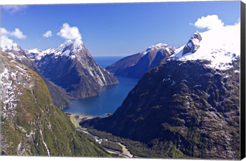 Framed Cleddau Valley, Mitre Peak and Milford Sound, South Island, New Zealand Print