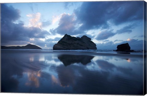 Framed Approaching Storm, Archway Islands, Wharariki Beach, Nelson Region, South Island, New Zealand Print