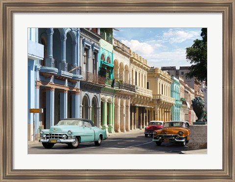 Framed Avenida in Havana, Cuba Print