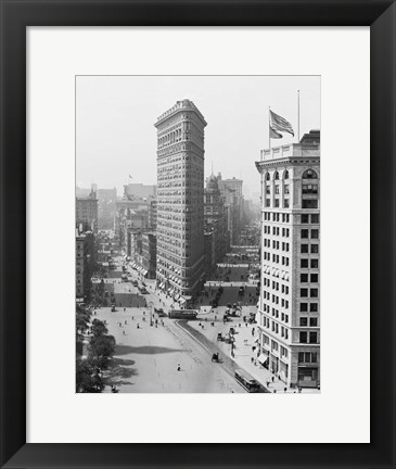 Framed Flatiron Building, circa 1908 Print