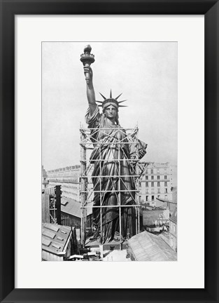 Framed Statue of Liberty under Construction, Paris, 1884 Print