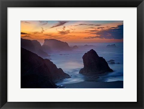 Framed Coquille Point Twilight Print