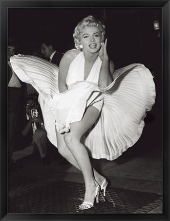 Framed Marilyn Monroe - Seven Year Itch, c.1954 Print