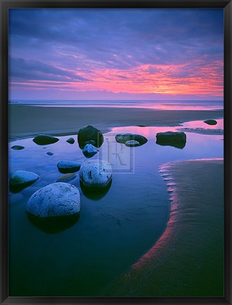 Framed Dunraven Bay Print