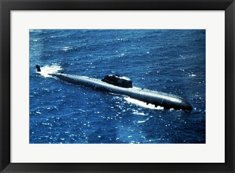 Framed Soviet Victor 1 Class Nuclear-Powered Attack Submarine Print