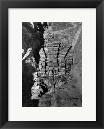 Framed Dam structure as seen from skip on 150-ton cableway. View is made on center line of structure from elevation 1000 Print