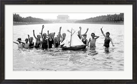 Framed Lincoln Memorial with children in the reflecting pool Print