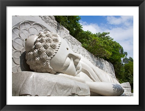 Framed Statue of reclining Buddha, Long Son Pagoda, Nha Trang, Vietnam Print