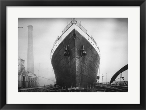 Framed Titanic at the Thompson Graving Dock Print