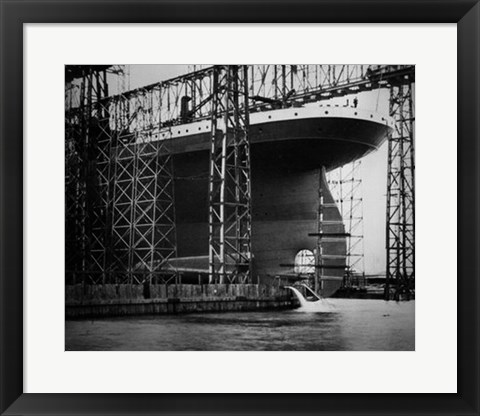 Framed Titanic Constructed at the Harland and Wolff Shipyard in Belfast Photo Print