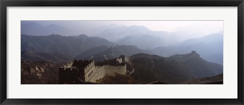 Framed High angle view of a fortified wall passing through a mountain range, Great Wall Of China, Beijing, China Print