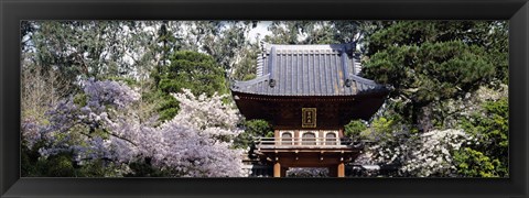 Framed Low angle view of entrance of a park, Japanese Tea Garden, Golden Gate Park, San Francisco, California, USA Print