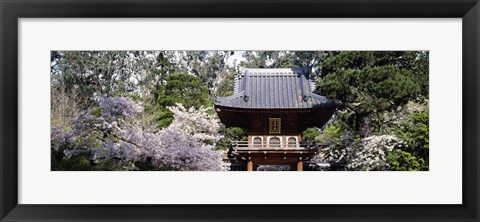 Framed Low angle view of entrance of a park, Japanese Tea Garden, Golden Gate Park, San Francisco, California, USA Print