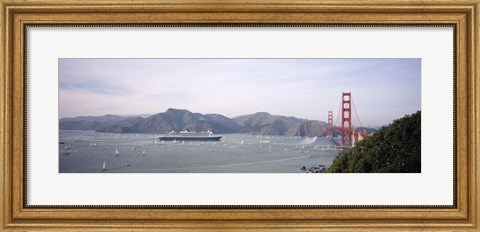 Framed Cruise ship approaching a suspension bridge, RMS Queen Mary 2, Golden Gate Bridge, San Francisco, California, USA Print