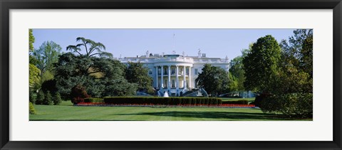 Framed Lawn in front of a government building, White House, Washington DC, USA Print