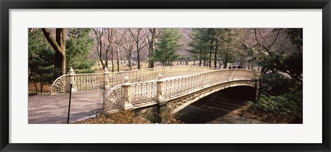 Framed Arch bridge in a park, Central Park, Manhattan, New York City, New York State, USA Print