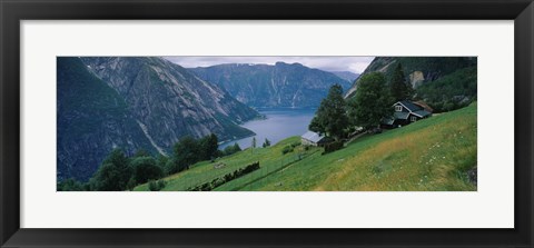 Framed High angle view of a river surrounded by mountains, Kjeasen, Eidfjord, Hordaland, Norway Print