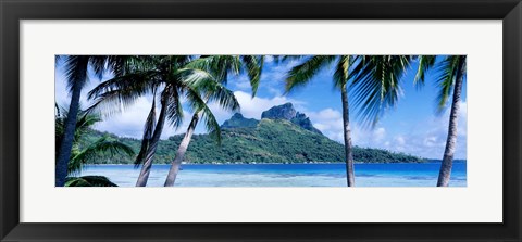 Framed Bora Bora, Tahiti, Polynesia Print