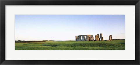 Framed Stonehenge Wiltshire England Print