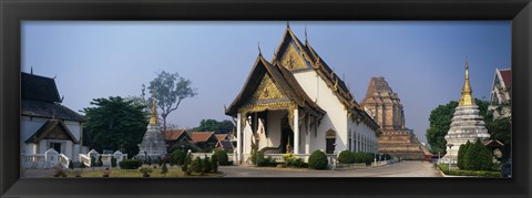 Framed Wat Chedi Luang Chiang Mai Thailand Print