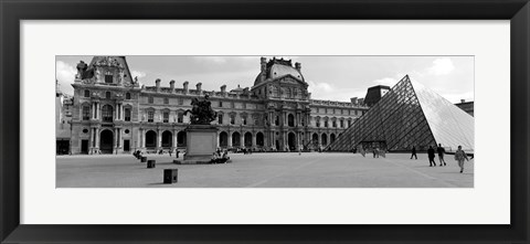 Framed Tourists in the courtyard of a museum, Musee Du Louvre, Paris, France Print