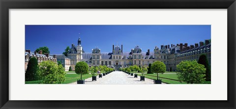 Framed Chateau de Fontainebleau Ile de France France Print