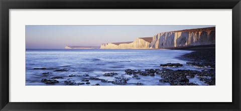 Framed Chalk cliffs at seaside, Seven sisters, Birling Gap, East Sussex, England Print