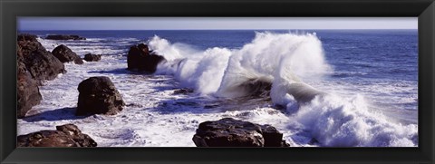 Framed Waves breaking on the coast, Santa Cruz, Santa Cruz County, California Print