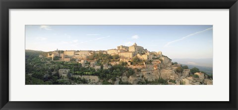 Framed Hilltop village, Gordes, Vaucluse, Provence-Alpes-Cote d&#39;Azur, France Print