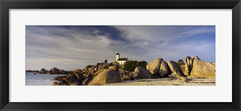 Framed Pontusval Lighthouse, Brignogan-Plage, Finistere, Brittany, France Print