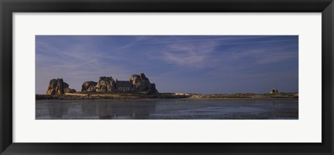 Framed Cottage between the rocks, Du Gouffre, Plougrescant, Brittany, France Print