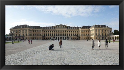 Framed Tourists at a palace, Schonbrunn Palace, Vienna, Austria Print