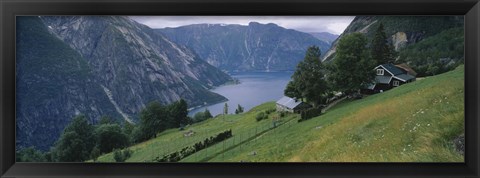 Framed High angle view of a river surrounded by mountains, Kjeasen, Eidfjord, Hordaland, Norway Print