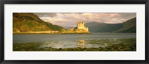 Framed Eilean Donan Castle Highlands Scotland Print