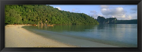 Framed Boat in the sea, Loh Dalam Bay, Phi Phi Islands, Thailand Print