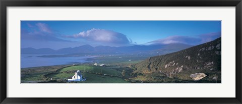 Framed High angle view of a cottage in a field near a bay, Allihies, County Cork, Munster, Republic of Ireland Print