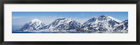 Framed Ocean with a mountain range in the background, Bellsund, Spitsbergen, Svalbard Islands, Norway Print