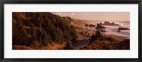 Framed Highway along a coast, Highway 101, Pacific Coastline, Oregon, USA Print